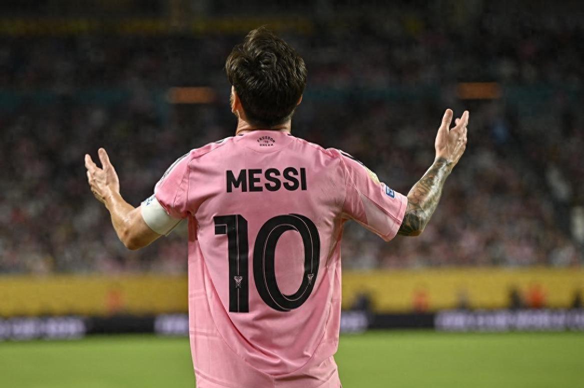 内购免费手游合集 梅西在TES比赛中大胜，突破纪录引发热议！