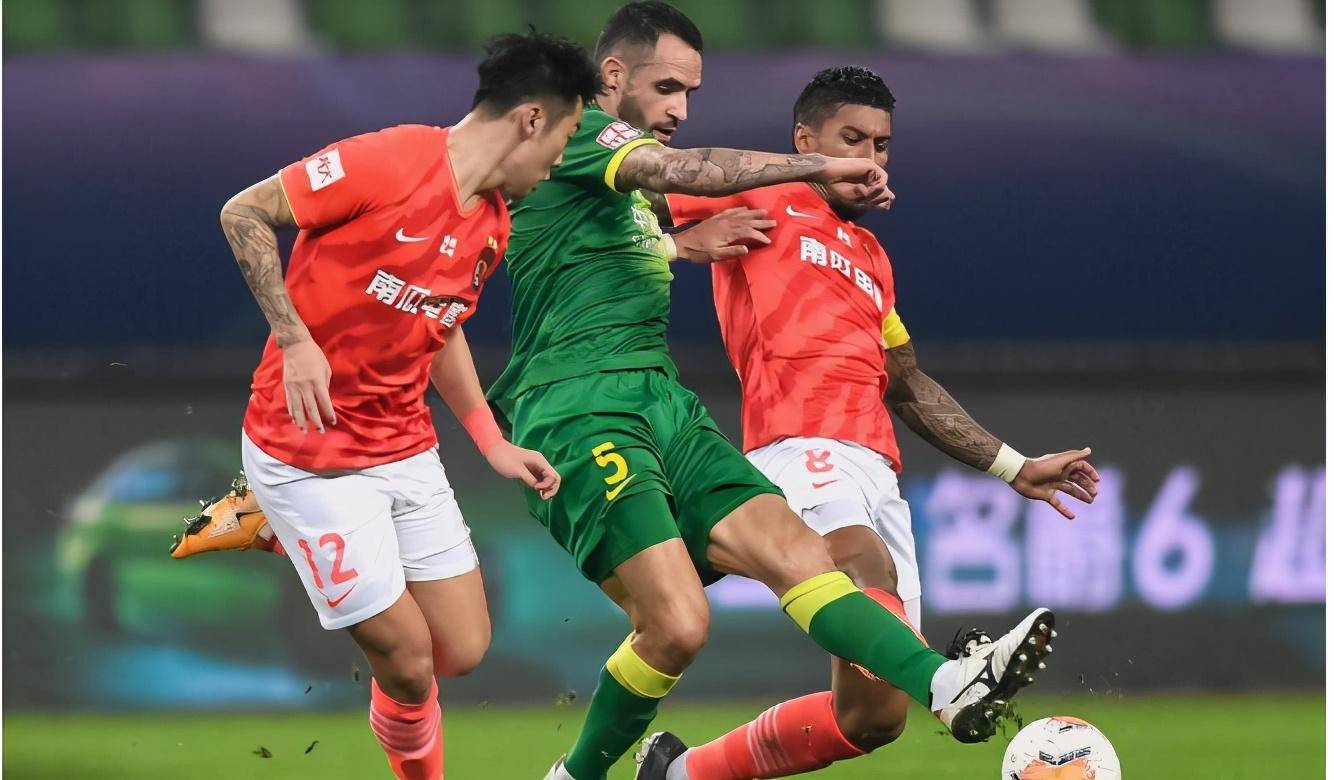 关于法国杯冲刺阶段再迎强敌，新疆广汇豪取连胜，主帅态度：质疑声仍在，心理建设被强调的信息